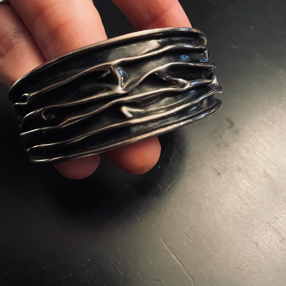 RARE Vintage Silpada Sterling Silver Folded Cuff Bracelet B0805